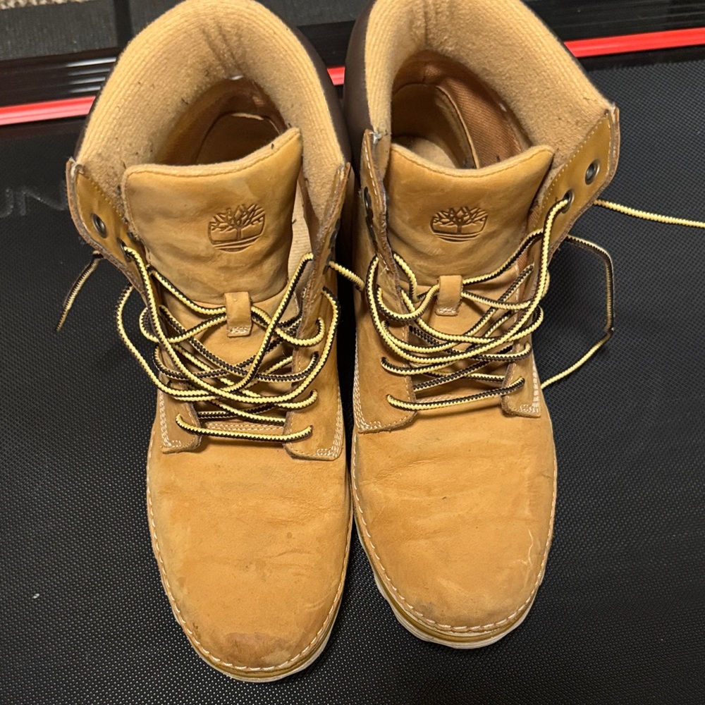 Timberland Tan Lace-Up Boots for Women